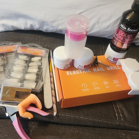 Acrylic Nails Set with electric drill - Picture 1 of 4
